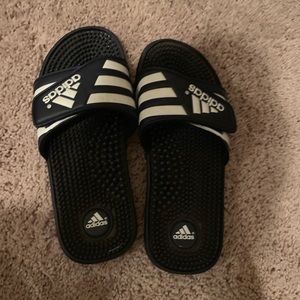 Adida slippers